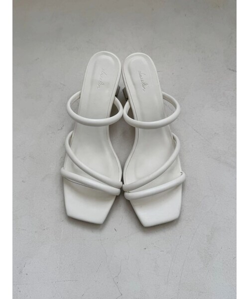 dazzlin（ダズリン）の「ストラップシンプルサンダル（サンダル・レディース・オフホワイト/ブラック/ライム・M/L）」の4枚目の写真