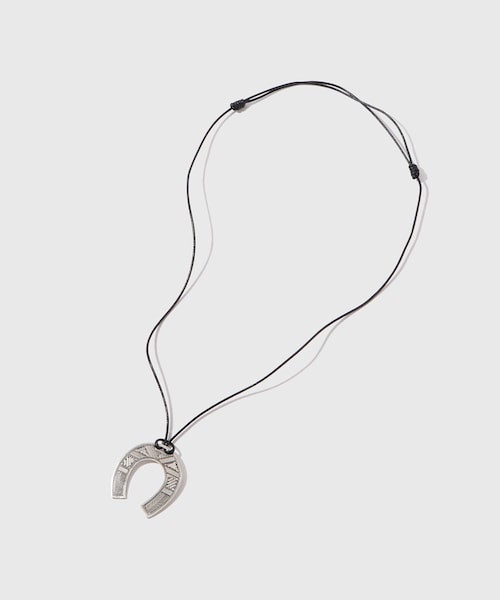 ADAM ET ROPE'(アダムエロペ)の「【Adawat'n Tuareg/アダワット トゥアレグ】TISIA SANSALT(ネックレス・メンズ・シルバー・F)」の1枚目の写真