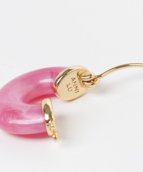 URBAN RESEARCH(アーバンリサーチ)の「ANNI LU Petit Swell Hoop(ピアス(両耳用)・レディース・Pink Lotus・-)」の5枚目の写真