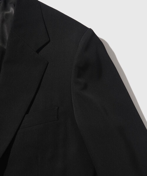 ADAM ET ROPE'(アダムエロペ)の「【AURALEE/オーラリー】LIGHT WOOL MAX GABARDINE JACKET(テーラードジャケット・メンズ・ブラック/ブラウン・3/4/5)」の9枚目の写真