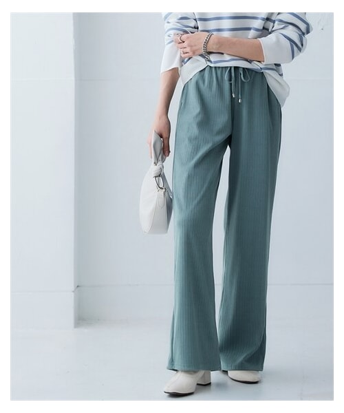 nissen（ニッセン）の「ラクリブワイドパンツ（ゆったりヒップ）＜大きいサイズ有＞（スウェットパンツ・レディース・ケリーグリーン/モカ/ダスティーブルー/黒/ライトベージュ/ダークオリーブ/ロイヤルブルー/マルーンボルドー/ブロッサムピンク/<関連子2>モカ(吸汗速乾)/<関連子2>ダスティーブルー(吸汗速乾)/<関連子2>黒(吸汗速乾)/(26初夏)ターコイズグリーン・L/LL/3L/4L/5L/6L/8L/10L/S/M）」の7枚目の写真