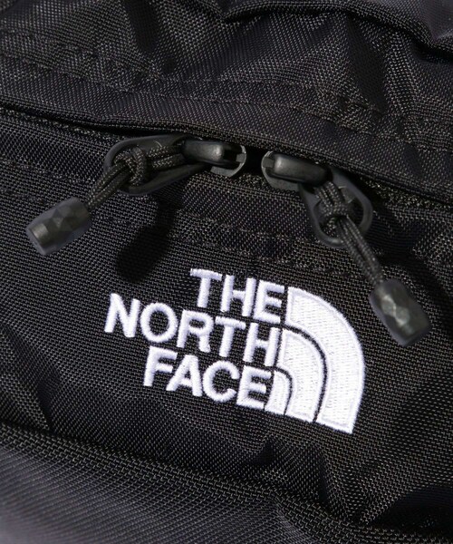 ADAM ET ROPE'(アダムエロペ)の「【THE NORTH FACE/ザ・ノース・フェイス】Sweep(ボディバッグ/ウエストポーチ・メンズ・ブラック/パープル/イエロー・F)」の10枚目の写真