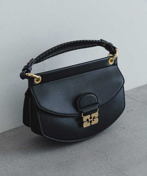 URBAN RESEARCH(アーバンリサーチ)の「GANNI Apo G Bag Mini Top Handle(ショルダーバッグ・レディース・Black・-)」の2枚目の写真