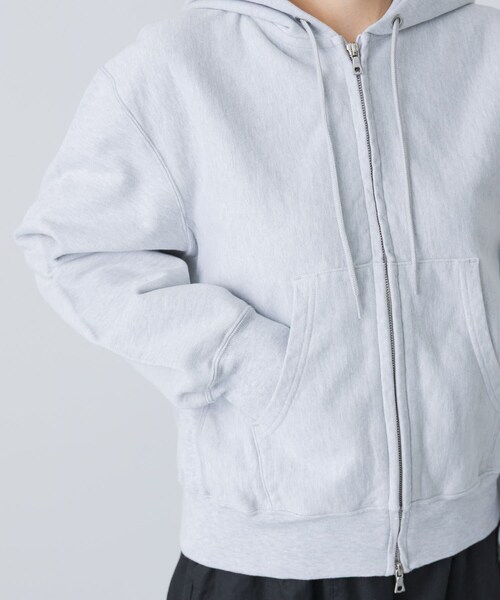 かぐれ（カグレ）の「blurhmsROOTSTOCK　THIN-SWEAT HOODIE ZIP（パーカー・レディース・H White/DarkNavy/H Beige・0）」の9枚目の写真