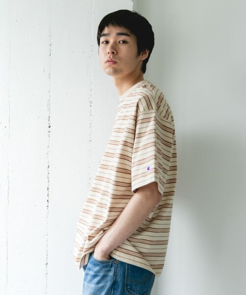 URBAN RESEARCH DOORS(アーバンリサーチドアーズ)の「『別注』CHAMPION×DOORS BORDER T-SHIRTS(Tシャツ/カットソー・メンズ・NAVY/BEIGE/L.BROWN・M/L/XL)」の17枚目の写真