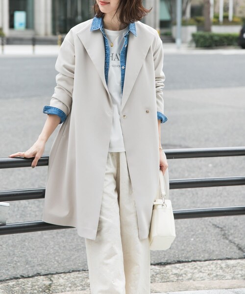 URBAN RESEARCH DOORS(アーバンリサーチドアーズ)の「ダブルクロスガウンコート(テーラードジャケット・レディース・L.BEIGE/NAVY・M)」の5枚目の写真