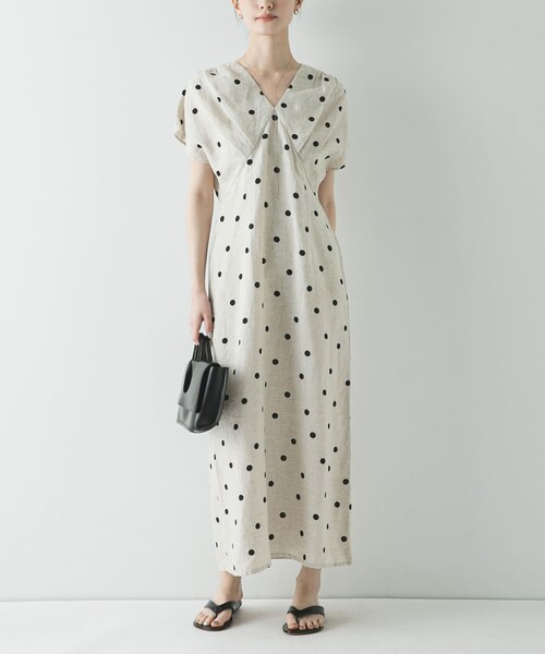 URBAN RESEARCH(アーバンリサーチ)の「フレンチスリーブリネンワンピース(ワンピース・レディース・BEIGE DOT/BEIGE/BLACK・36/38)」の18枚目の写真