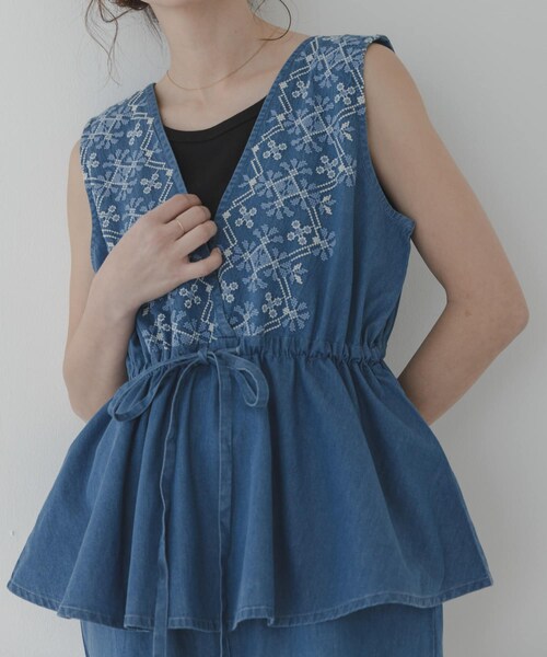 URBAN RESEARCH Sonny Label（アーバンリサーチサニーレーベル）の「クロス刺繍ペプラムサロペット（つなぎ/オールインワン・レディース・インディゴ/L.インディゴ・36/38）」の10枚目の写真
