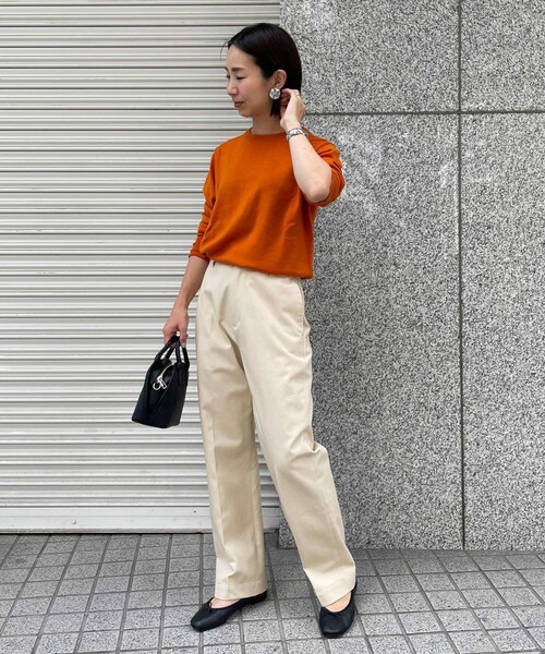 URBAN RESEARCH DOORS(アーバンリサーチドアーズ)の「ハイウエストチノパンツ(チノパンツ・レディース・BEIGE/L.BEIGE・S/M/L)」の21枚目の写真