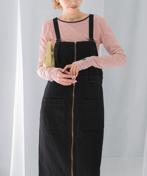 URBAN RESEARCH ROSSO（アーバンリサーチロッソ）の「『別注』Lee×ROSSO　ILINE SALOPETTE SKIRT（ワンピース・レディース・BLK ONEWASH/ONEWASH・S/M）」の4枚目の写真