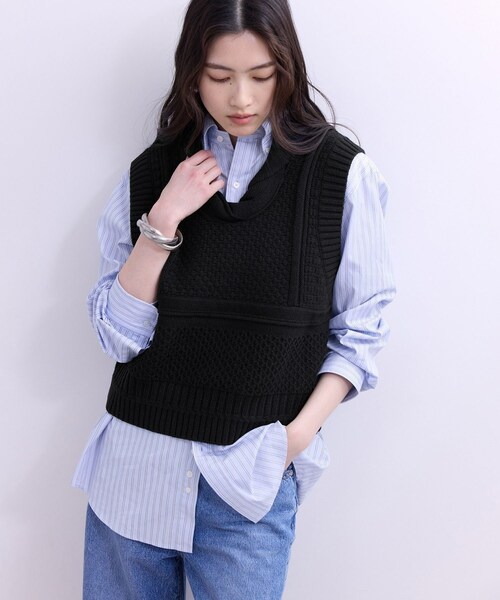 ADAM ET ROPE'（アダムエロペ）の「【WEB限定】ミックスパターンニットベスト（ベスト・レディース・ブラック/グレー/オフホワイト・F）」の4枚目の写真