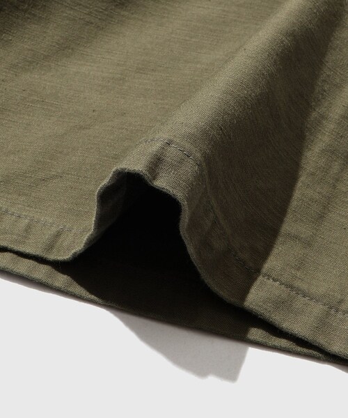 ADAM ET ROPE'（アダムエロペ）の「【BONCOURA/ボンクラ】Utility Shirt Back Satin olive（その他アウター・メンズ・オリーブ・38/40）」の14枚目の写真