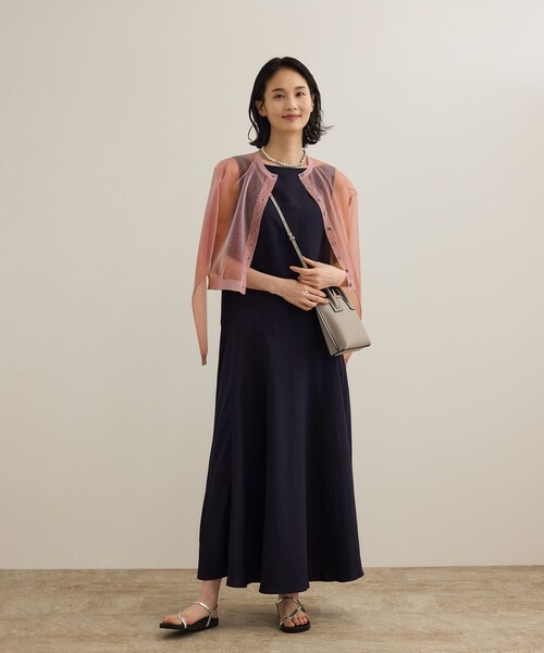 ROPE'(ロペ)の「【洗える】シャイニーラメカーディガン(カーディガン/ボレロ・レディース・ブラック/オフホワイト/ピンク・F)」の11枚目の写真