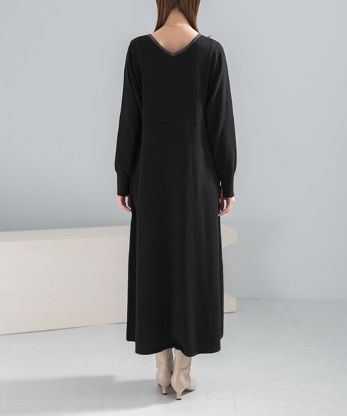 URBAN RESEARCH ROSSO（アーバンリサーチロッソ）の「ウォシャブルフレアシルエットニットワンピース（ワンピース・レディース・BLUE/GRAY×BK/BK×GRAY・Free）」の5枚目の写真