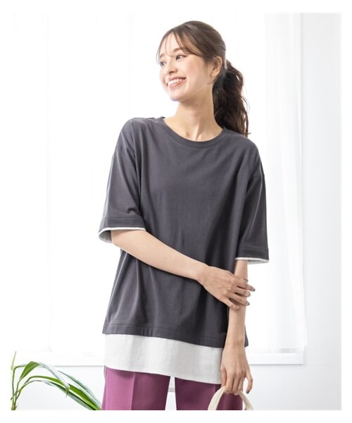 nissen（ニッセン）の「大きいサイズ綿100％５分袖汗染みしにくいフェイクレイヤードオーバーサイズＴシャツ（薄手素材）（チュニック・レディース・スモーキーグリーン/カシスミルク/ネイビー/カフェラテ/チャコールグレー・L/LL/3L/4L/5L/6L/8L/10L）」の4枚目の写真