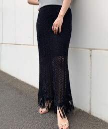 KBF（ケイビーエフ）の「フリンジ透かし編みニットスカート（スカート・レディース）」