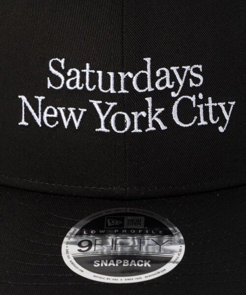 Saturdays NYC(サタデーズ ニューヨークシティ )の「New Era®x Saturdays NYC "Miller" Logo Cap(キャップ・レディース・ブラック/ネイビー・F)」の4枚目の写真