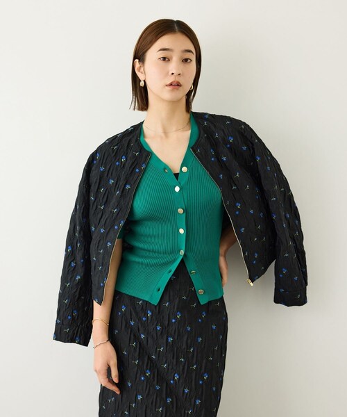 ROPE'(ロペ)の「ジャガードブルゾン/セットアップ対応・イージーケア(ブルゾン・レディース・ブラック/ベージュ・F)」の12枚目の写真