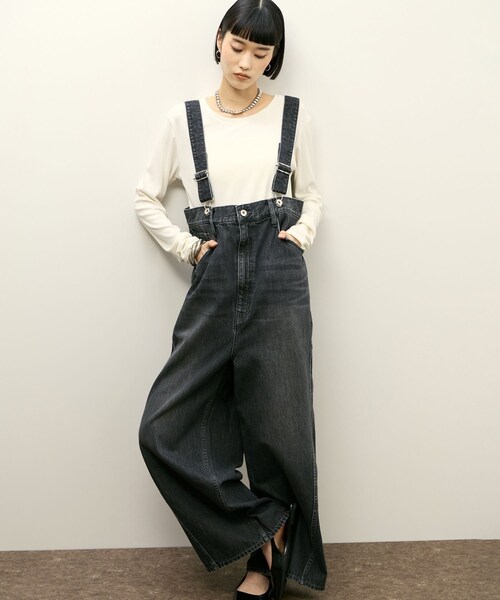 ADAM ET ROPE'(アダムエロペ)の「【サステナブル】2WAYデニムサロペット(サロペット/オーバーオール・レディース・ブラック/ブルー・36/38)」の12枚目の写真