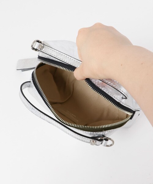 URBAN RESEARCH ROSSO（アーバンリサーチロッソ）の「GIANNI CHIARINI　ALIFA S（ハンドバッグ・レディース・ARGENTO・-）」の7枚目の写真