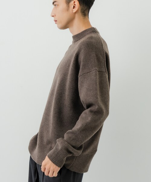 URBAN RESEARCH（アーバンリサーチ）の「new basic　WOOL CASHMERE CHUNKY SWEATER（ニット/セーター・メンズ・CHARCOAL/BROWN・M/L/XL）」の6枚目の写真
