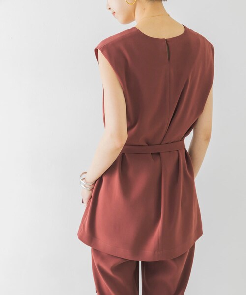 URBAN RESEARCH(アーバンリサーチ)の「LA MAISON ベルト付きセットアップ(セットアップ・レディース・BLUE/BROWN・S/M)」の6枚目の写真