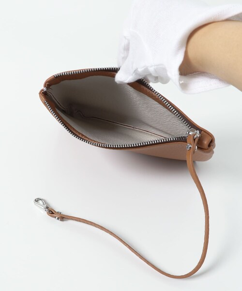 URBAN RESEARCH ROSSO（アーバンリサーチロッソ）の「GIANNI CHIARINI　EUFORIA（ショルダーバッグ・レディース・CARAMELLO/SHAKE・-）」の12枚目の写真