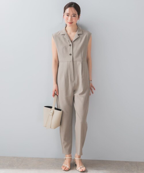 URBAN RESEARCH ROSSO(アーバンリサーチロッソ)の「『UR TECH DRYLUXE』F by ROSSO オープンカラーオールインワン(サロペット/オーバーオール・レディース・BLACK/BEIGE/MOCHA・34/36/38)」の3枚目の写真
