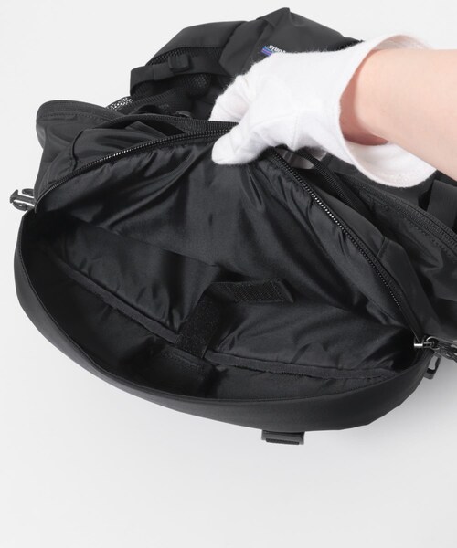 URBAN RESEARCH DOORS(アーバンリサーチドアーズ)の「patagonia REFUGIO DAY PACK 32L(バックパック/リュック・メンズ・BLK/BYFG・One)」の8枚目の写真