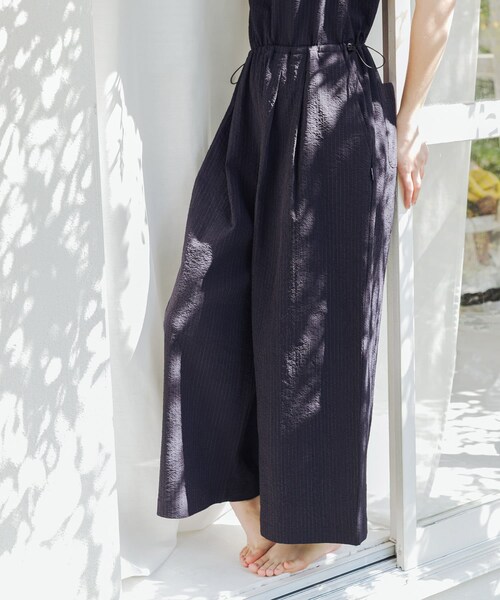 URBAN RESEARCH(アーバンリサーチ)の「『吸水速乾/UVカット』『別注』THOUSAND MILE×URBAN RESEARCH SLEEVELESS ALL IN ONE(つなぎ/オールインワン・レディース・BLACK/NAVYSTRIPE・M/L)」の22枚目の写真