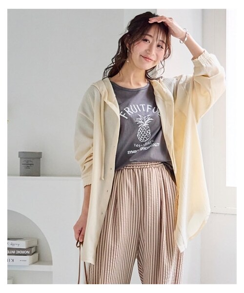 nissen（ニッセン）の「楊柳ビッグフードシャツパーカー（UVカット）＜大きいサイズ有＞（パーカー・レディース・ライトベージュ/アイスミント/黒・S/M/L/LL/3L）」の19枚目の写真