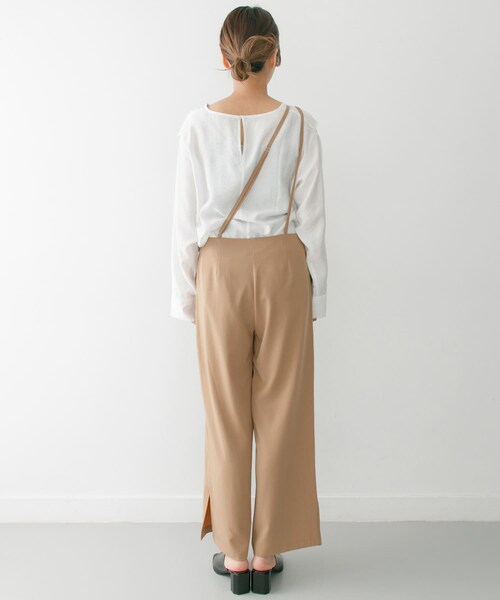 ITEMS URBANRESEARCH（アイテムズ アーバンリサーチ）の「KBF+　ワンショルオールインワン∴（サロペット/オーバーオール・レディース・BEIGE・one）」の6枚目の写真