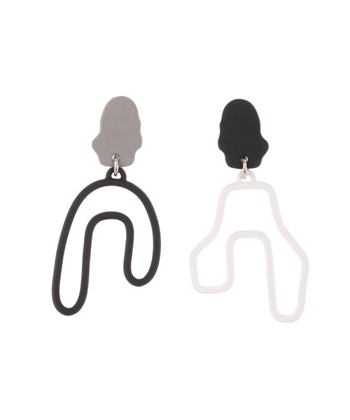 UN3D.(アンスリード)の「ASYMMETRY PIPE EARRING(イヤリング・レディース・ブラック/ターコイズ/シルバー・F)」の1枚目の写真