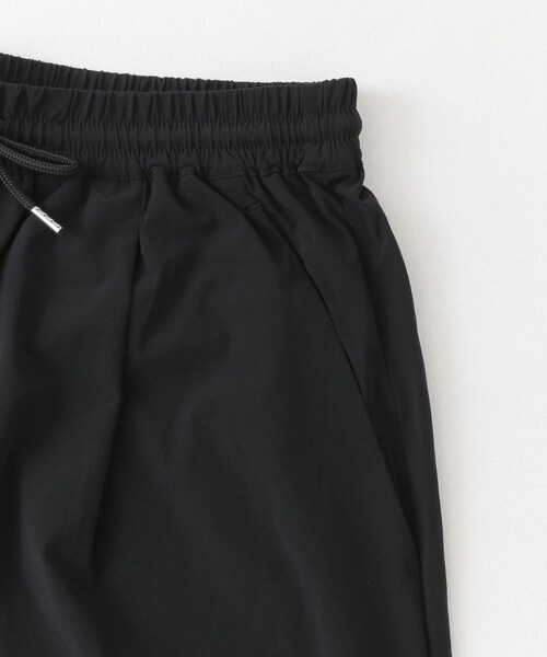 ITEMS URBANRESEARCH(アイテムズ アーバンリサーチ)の「シルキーナイロン 多機能 ショートパンツ(その他パンツ・メンズ・CHA/BLK/NVY・M/L)」の8枚目の写真