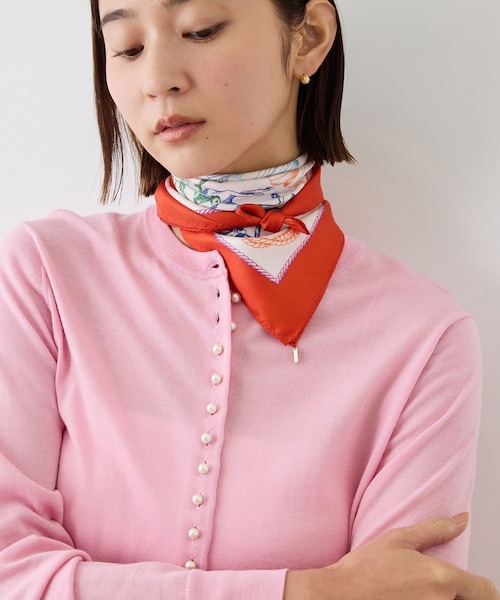 ROPE'(ロペ)の「メリノウールパールボタンカーディガン/アンサンブル対応・イージーケア【J'aDoRe・一部店舗限定サイズ】(カーディガン/ボレロ・レディース・ブラック/オフホワイト/キャメル/ピンク/ワイン・36/38)」の20枚目の写真
