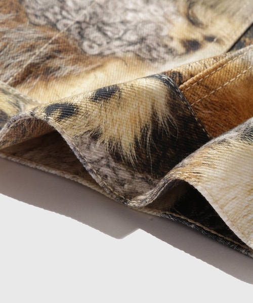 ADAM ET ROPE'(アダムエロペ)の「【TOLQ/トルク】Printed Trucker Jacket(その他アウター・メンズ・キャメル系/ブルー系・3/4/5)」の15枚目の写真