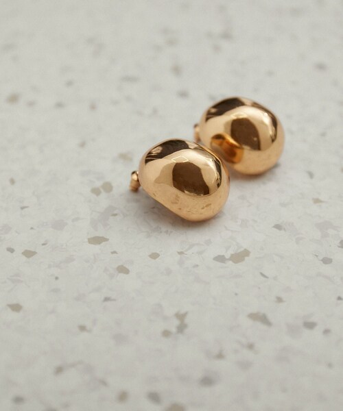 ADAM ET ROPE'（アダムエロペ）の「【EMOELLE】Ball pierce（ピアス（両耳用）・レディース・ゴールド系・F）」の9枚目の写真