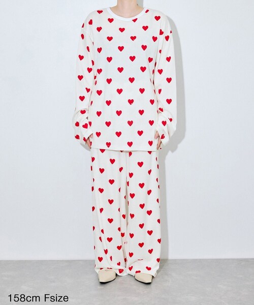 ADAM ET ROPE'(アダムエロペ)の「【WEB限定】・【PETIT BATEAU pour ADAM ET ROPE'】別注ハートプリントパジャマ(ルームウェア/パジャマ・レディース・ネイビー/レッド・F)」の18枚目の写真
