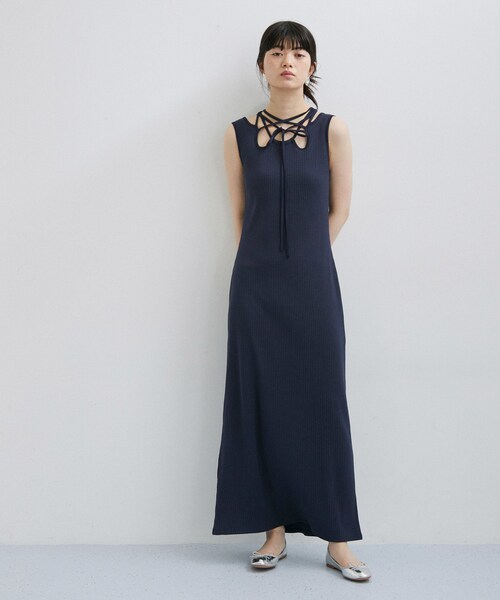 ADAM ET ROPE'（アダムエロペ）の「【公式サイト限定】【MURRAL】Ivy tank dress（ワンピース・レディース・ブラック/ネイビー・1/2）」の10枚目の写真