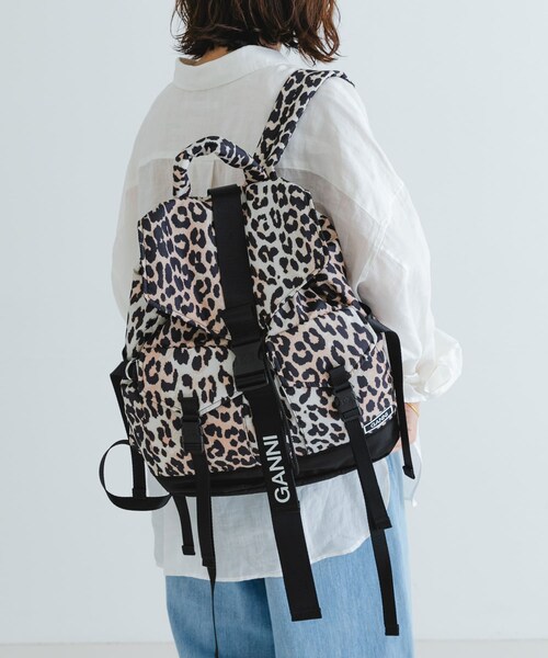 URBAN RESEARCH(アーバンリサーチ)の「GANNI Recycled Tech Backpack P(バックパック/リュック・レディース・Leopard・-)」の3枚目の写真