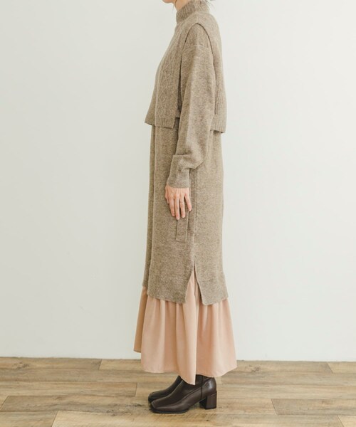 ITEMS URBANRESEARCH（アイテムズ アーバンリサーチ）の「ニットベストセットワンピース（ワンピース・レディース・GRY/L.BRN・FREE）」の22枚目の写真