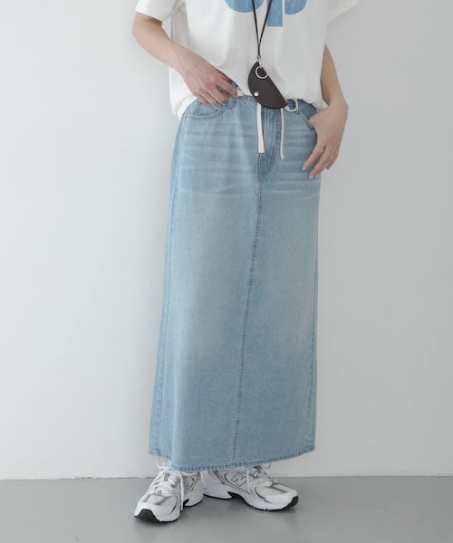 URBAN RESEARCH Sonny Label（アーバンリサーチサニーレーベル）の「ライトオンスIラインデニムスカート（デニムスカート・レディース・アイボリー/ライトインディゴ・36/38）」の2枚目の写真