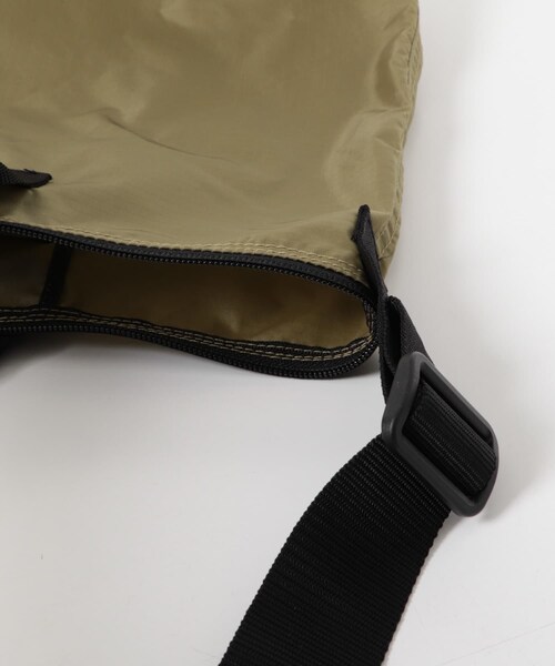 URBAN RESEARCH DOORS（アーバンリサーチドアーズ）の「『別注』JULY NINE×DOORS　2Way SEQUEL（ショルダーバッグ・メンズ・Orange/Black/C.Gray/Khaki/Pink/Navy/Beige/Green/Olive・one）」の16枚目の写真