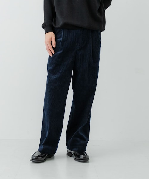 URBAN RESEARCH（アーバンリサーチ）の「6W CORDUROY TROUSER（その他パンツ・メンズ・BLACK/KHAKI/NAVY/BROWN・M/L）」の2枚目の写真