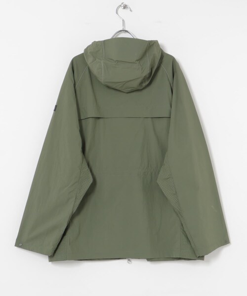 THE GOODLAND MARKET（ザグッドランドマーケット）の「AIGLE　撥水 UVカット ライトウェイトフーデッドジャケット（テーラードジャケット・レディース・D.LILAS/BEETLE・M/L）」の15枚目の写真