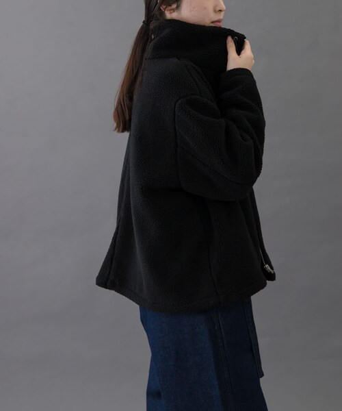 URBAN RESEARCH DOORS（アーバンリサーチドアーズ）の「FORK&SPOON　スタンドカラーボアブルゾン（ブルゾン・レディース・BLACK/BEIGE・1）」の7枚目の写真