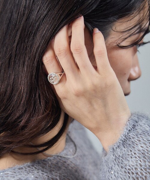 ADAM ET ROPE'(アダムエロペ)の「【J'aDoRe・店舗限定】【MALUS /マリュス】Crystal smile ring(リング・レディース・シルバー・10/11/12)」の7枚目の写真