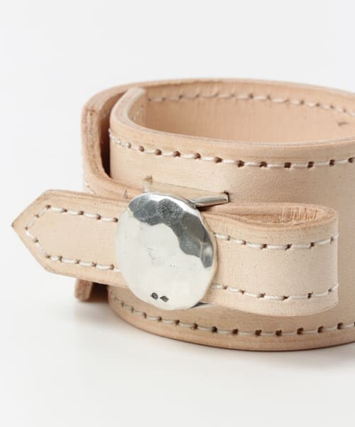 URBAN RESEARCH Sonny Label（アーバンリサーチサニーレーベル）の「on the sunny side　African Concho Bracelet（ブレスレット・メンズ・Natural/Black・one）」の7枚目の写真