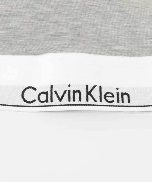 URBAN RESEARCH(アーバンリサーチ)の「Calvin Klein T-SHIRTS BRALETTE(Tシャツ/カットソー・レディース・UB1-BLACK/P7A-GREY/100-WHITE・S/M/L)」の18枚目の写真