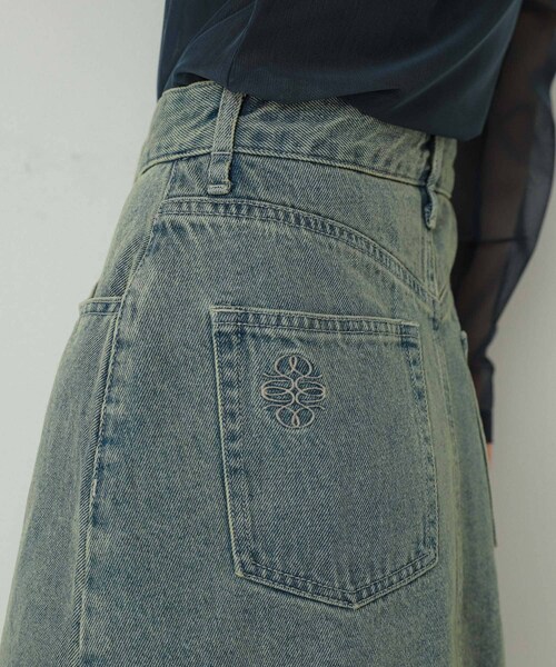 SENSE OF PLACE by URBAN RESEARCH(センスオブプレイスバイアーバンリサーチ)の「シシュウデニムミニスカート(デニムスカート・レディース・ONE WASH/L.INDIGO・S/M)」の20枚目の写真
